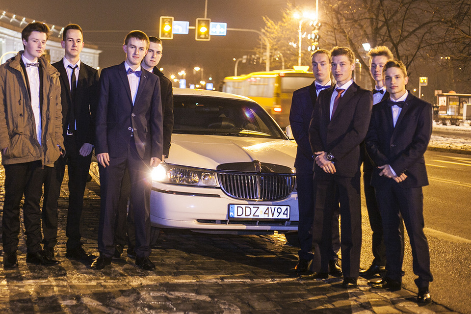 Jaką limuzynę wybrać na studniówkę we Wrocławiu?